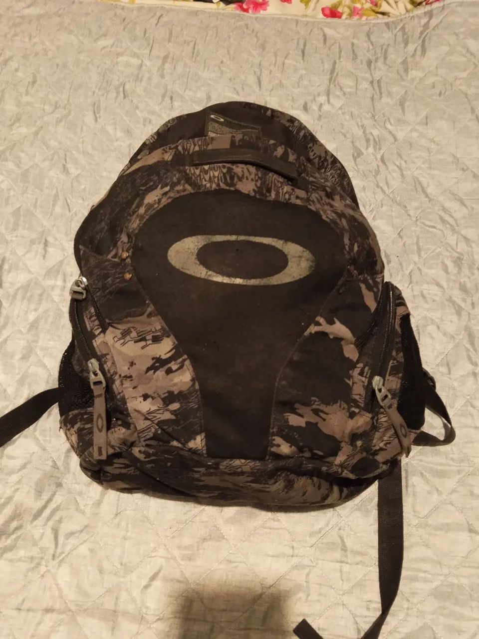 Mochila Oakley vintage night camo 