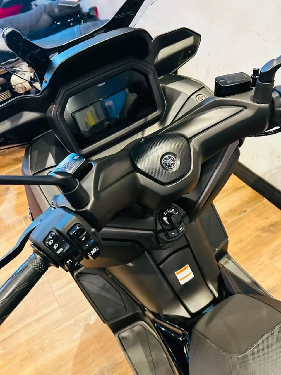 XMAX 300 CONNECTED 2026 - Foto 5