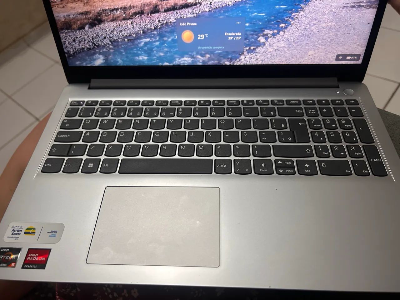 Notebook Lenovo 
