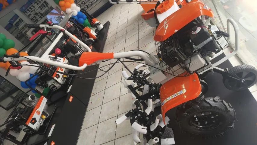 Motocultivador MH 710 stihl - Tratores e máquinas agrícolas