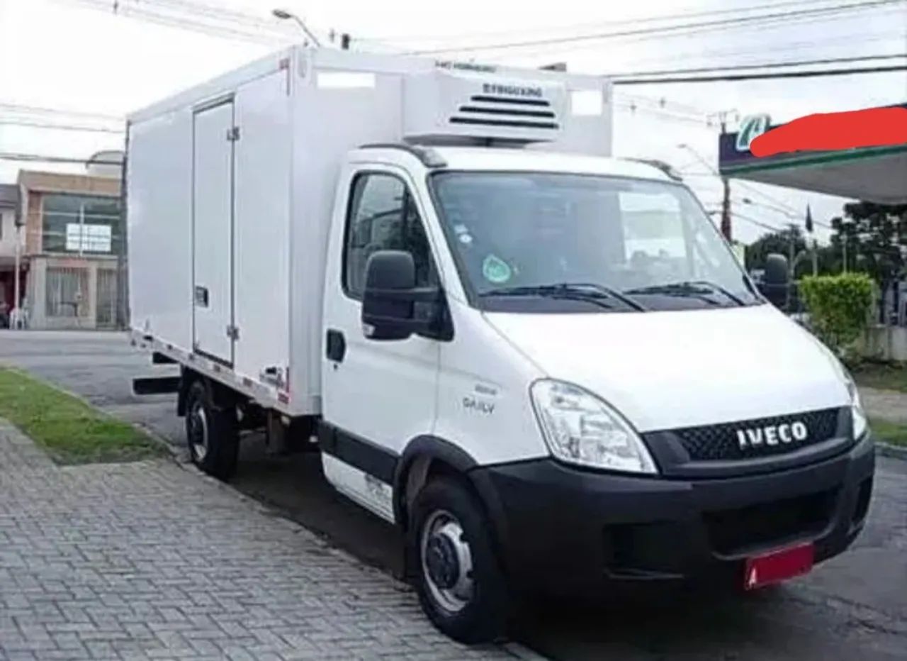 Iveco Daily 35s14 Baú Refrigerado - Ano 2015