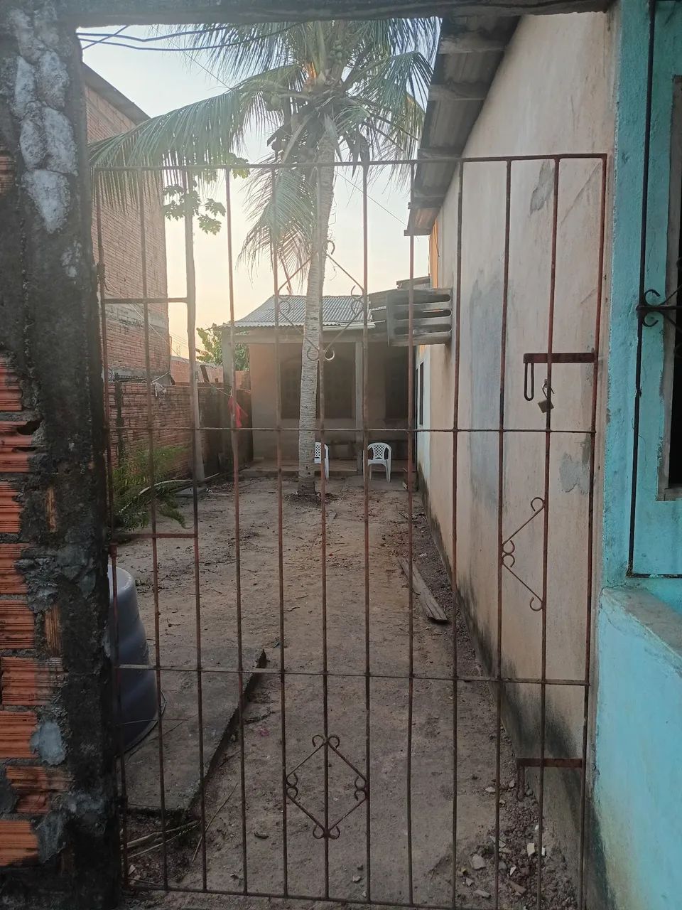 Vende-se uma casa no bairro Amazonas  - Foto 2
