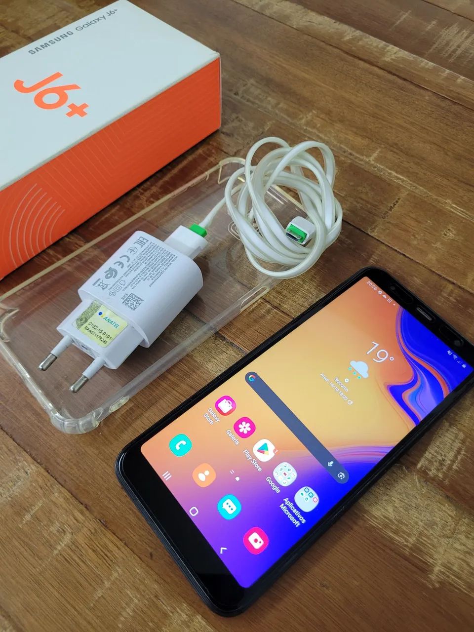 Smartphone Galaxy J6 Plus 
