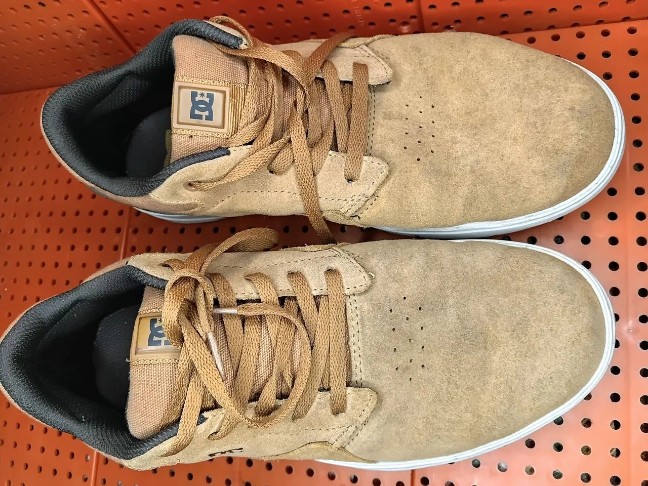 Tênis dc masculino 40-41 - Foto 3