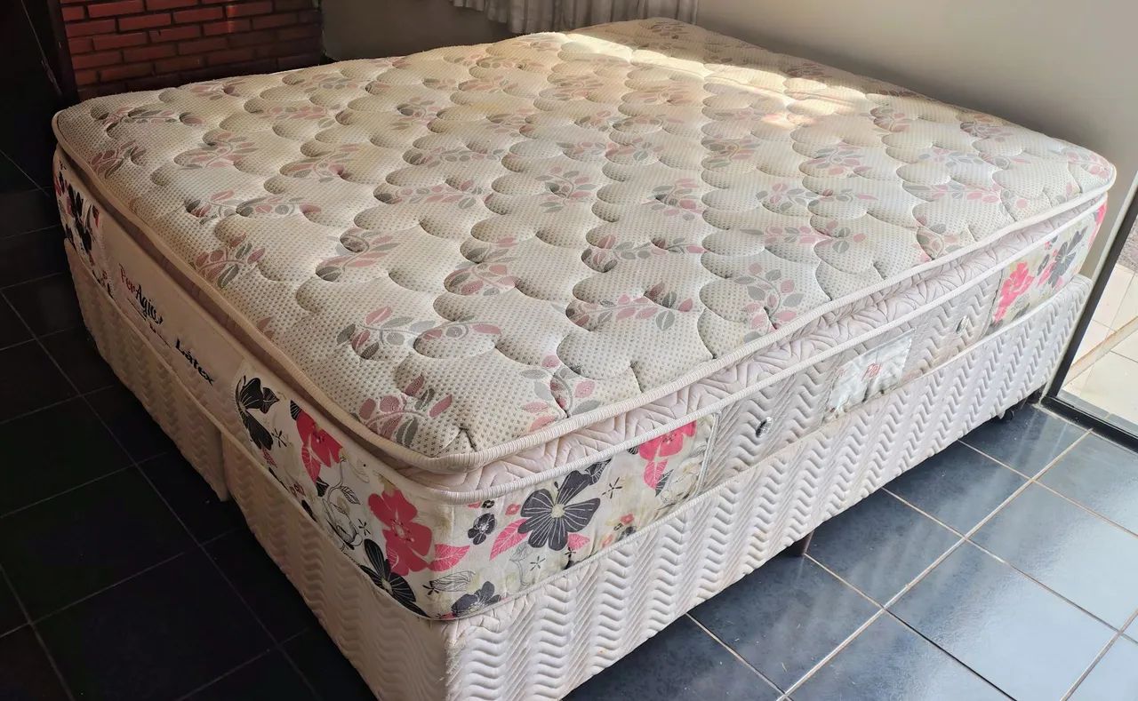 Cama box Queen 1,58x1,98 usada  - Foto 3
