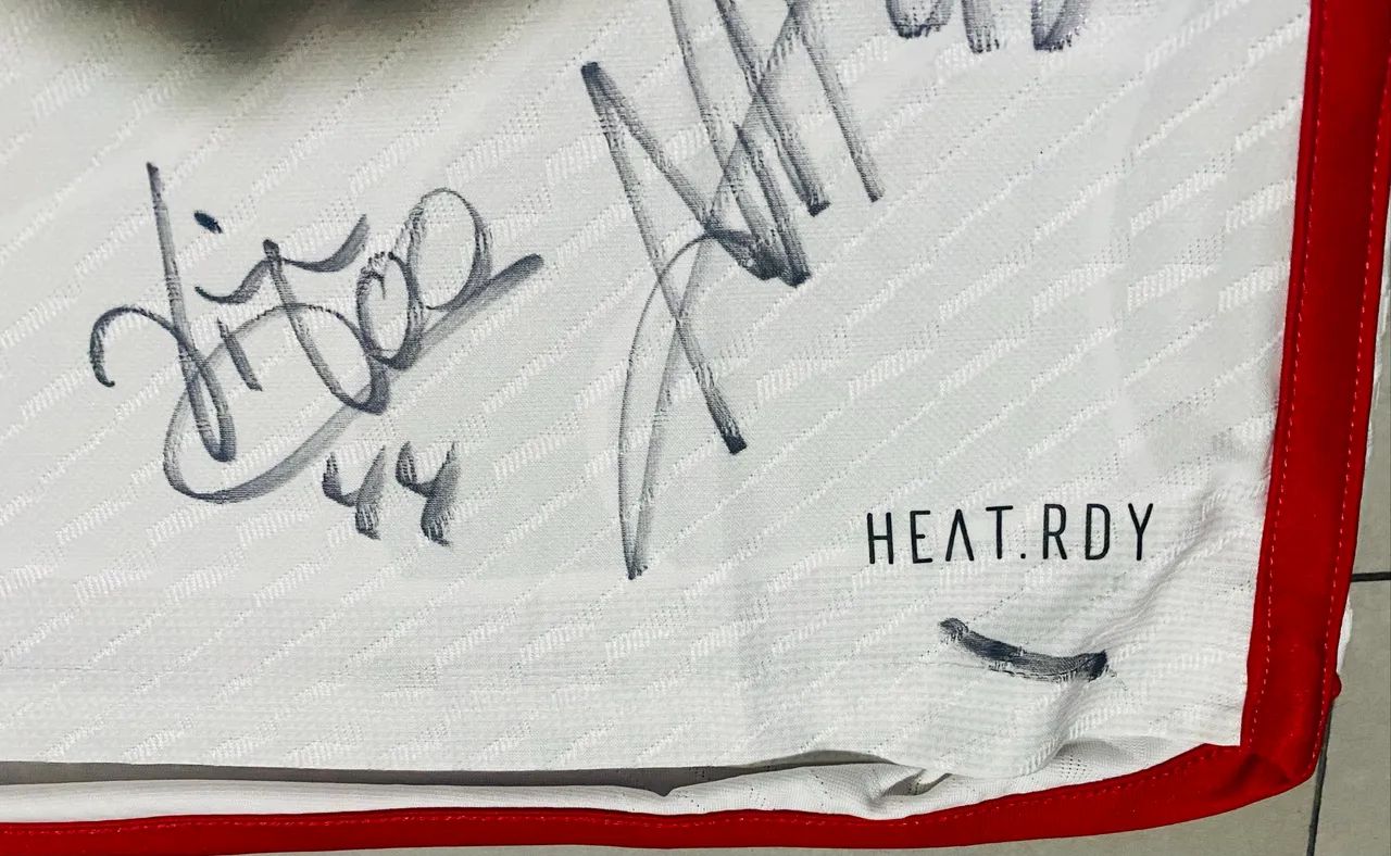 Camisa Flamengo 24/25 - Autografada. - Foto 5