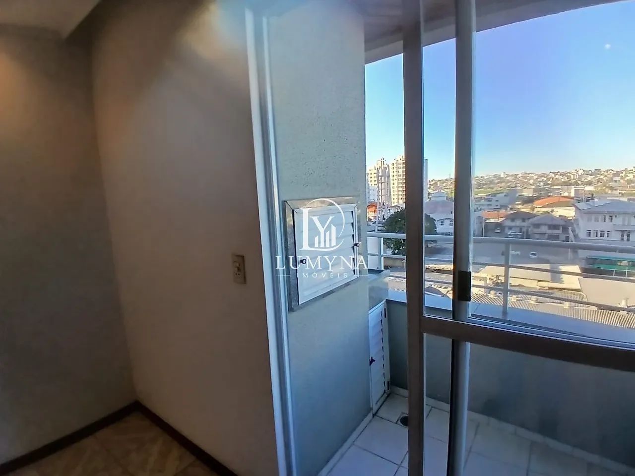 Apartamento 3 quartos, garagem, hobby box, sacada com churrasqueira, cozinha planejada - Foto 5