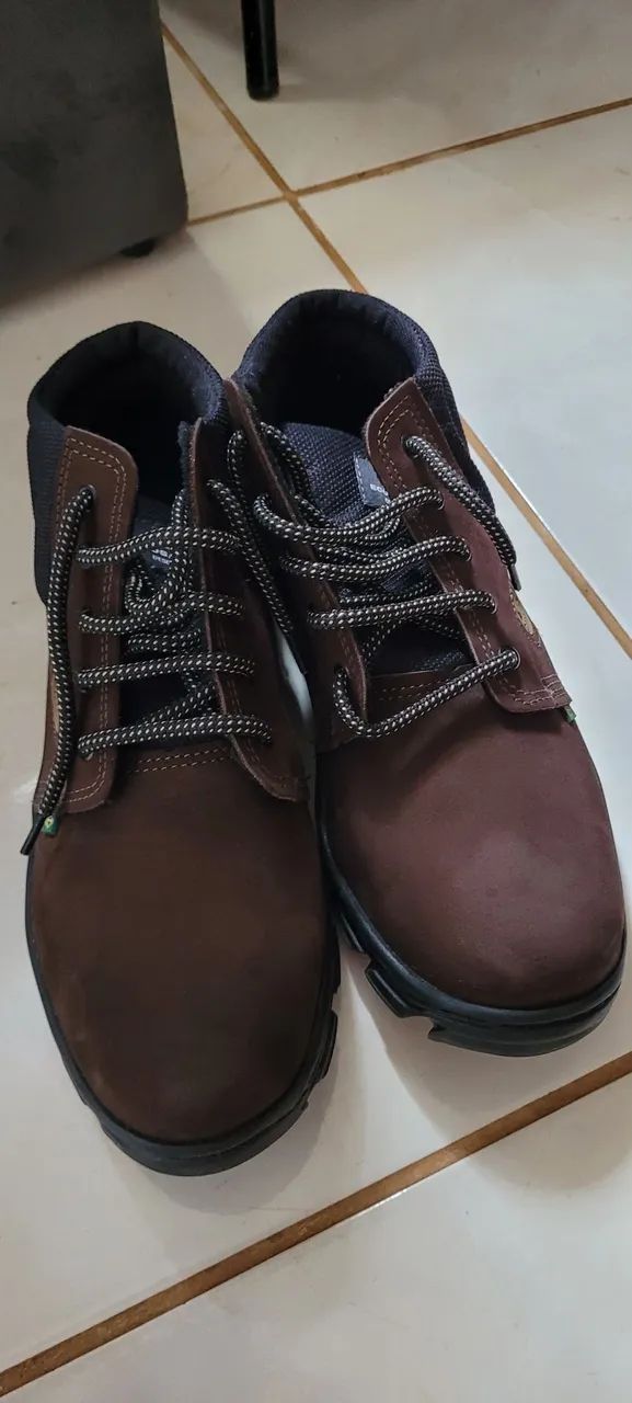 Botina coturno numero 43 - Foto 2