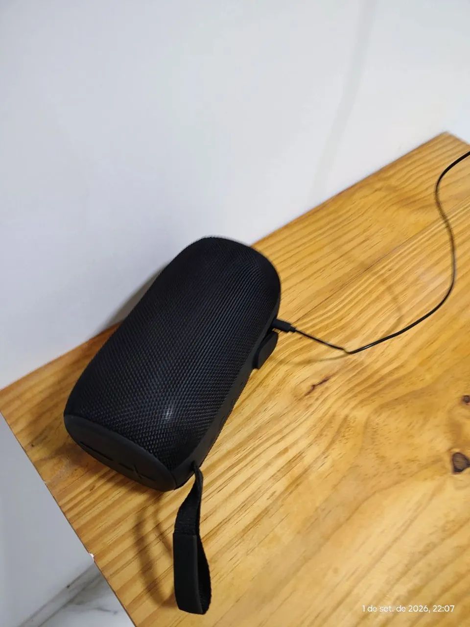 Caixa de Som Bluetooth Portátil com LED - Foto 3