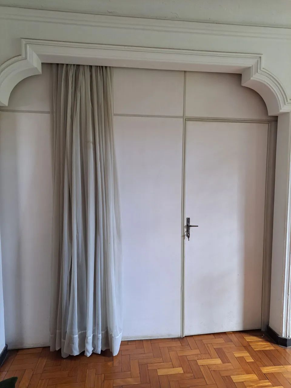 Room divider: Height 2  72, Width 3.0
Width 2.97
