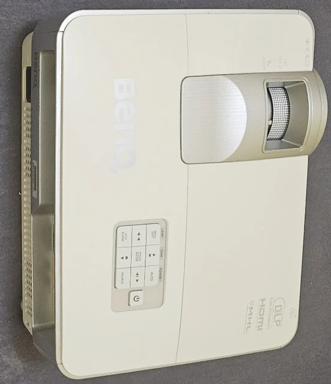 Projetor BenQ DataShow G Angular 3300 Lumens, 300", 3D, SVGA, HDMI, USB PC, Novíss, Gar  - Foto 4