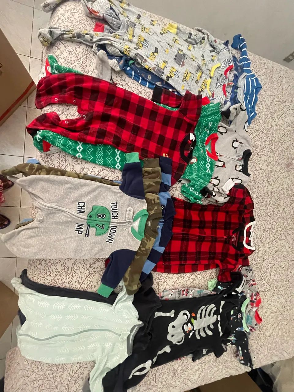 Lote de macacões infantil importado  - Foto 3