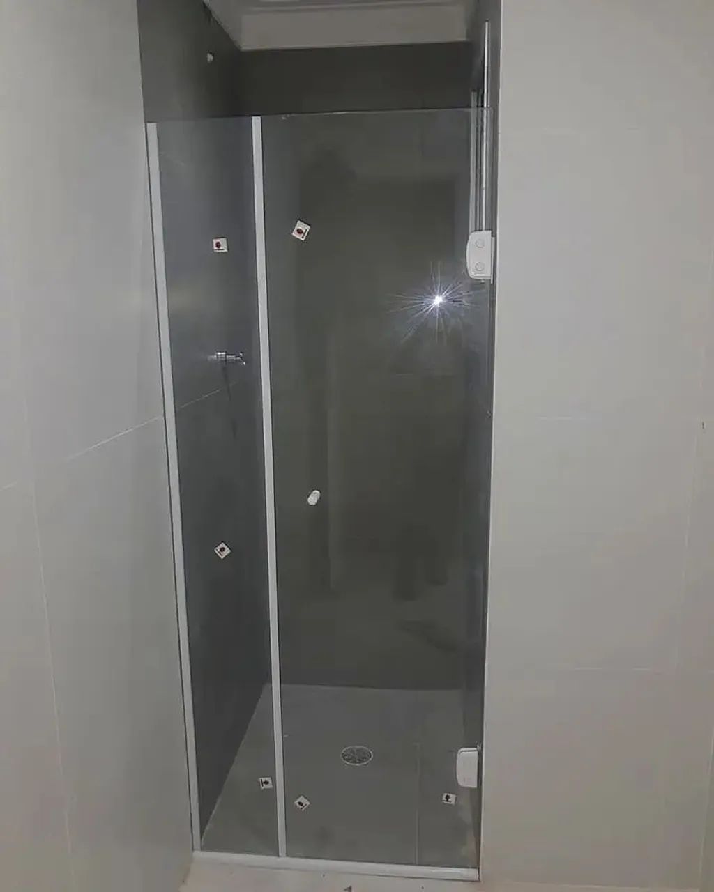 MANUTENÇÃO DE BOX DE VIDRO - Foto 2