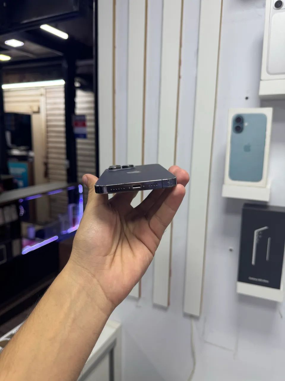 IPhone 14 Pro Max - 256GB  - Foto 2