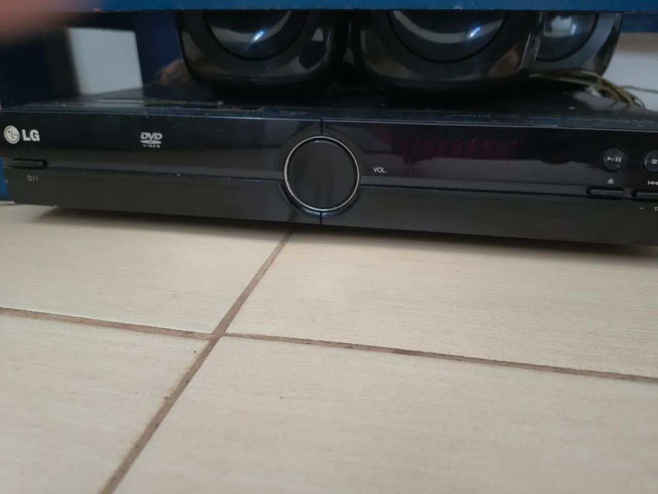 HOME THEATER 422080513385451521