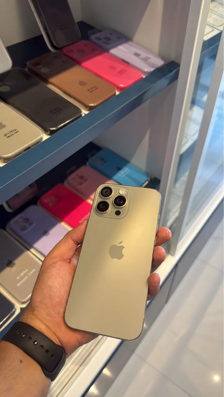 IPHONE 16 pro max  - Foto 4