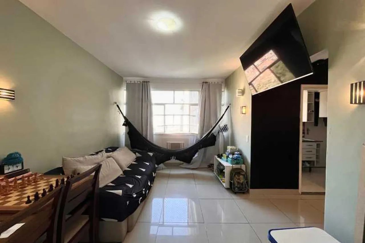 Apartamento de andar alto e reformado em Ipanema!