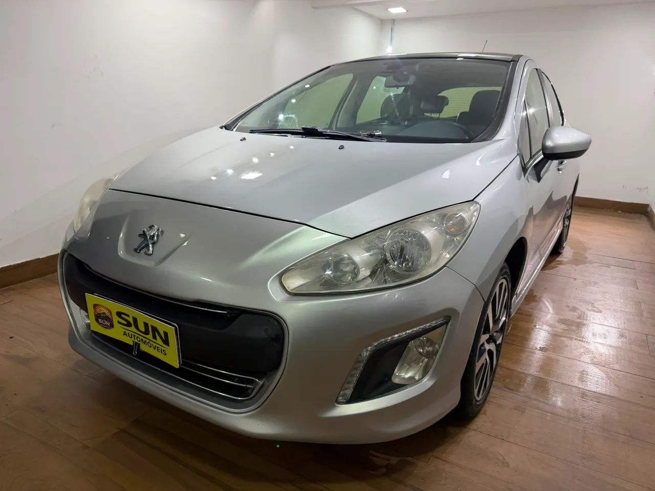 Peugeot 308 308 Active 1.6 Flex 16V 5p mec. 2014