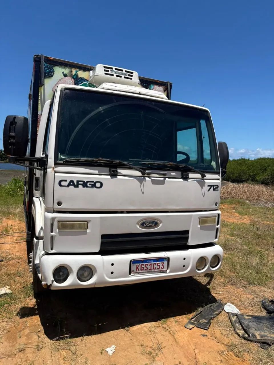 Ford cargo 712 