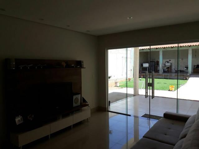 Linda casa no Setor de Mansões de Sobradinho, aceita casa no Rk - Foto 5