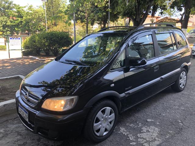Zafira 2.0 8v 2011 gnv 23.990,00 - Foto 4