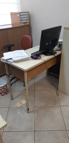 Vendo 4 mesas de escritório no estado