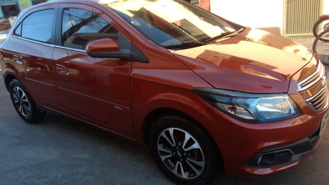 Onix LT 1.4 lindo todo custumizado - Foto 2