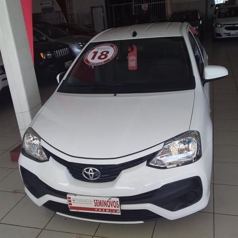 TOYOTA ETIOS 2017/2018 1.5 X SEDAN 16V FLEX 4P MANUAL - Foto 2