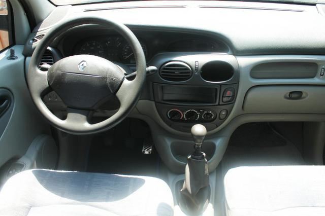 Renault Scenic 1.6 - Foto 6