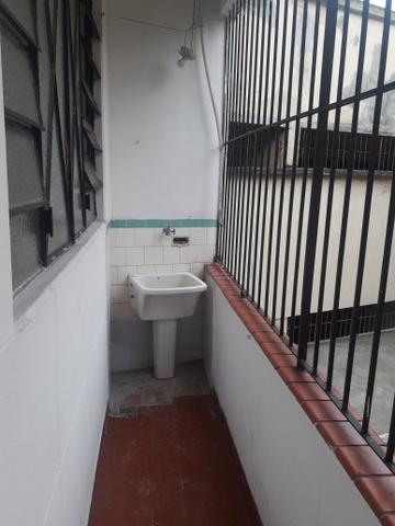 Sobrado, em frente ao iepic - Foto 9