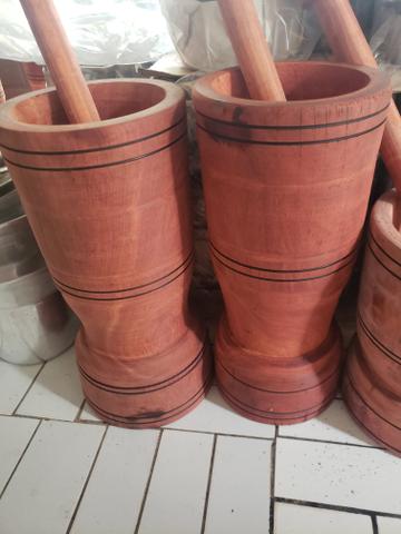 Pilão grande rústico