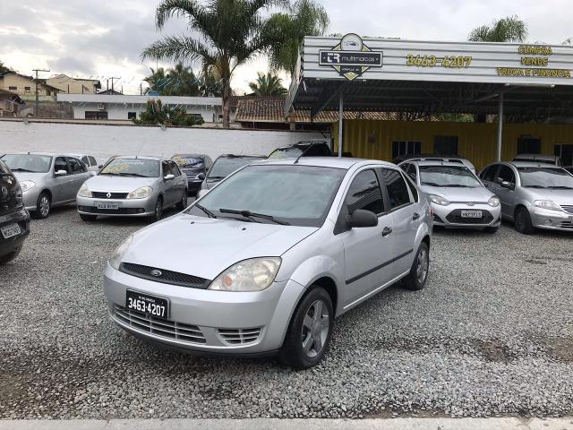 Ford Fiesta sedan 1.6 class completa top de linha