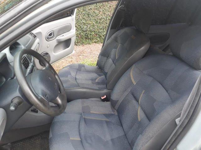 Clio 1.0 completo - Foto 6