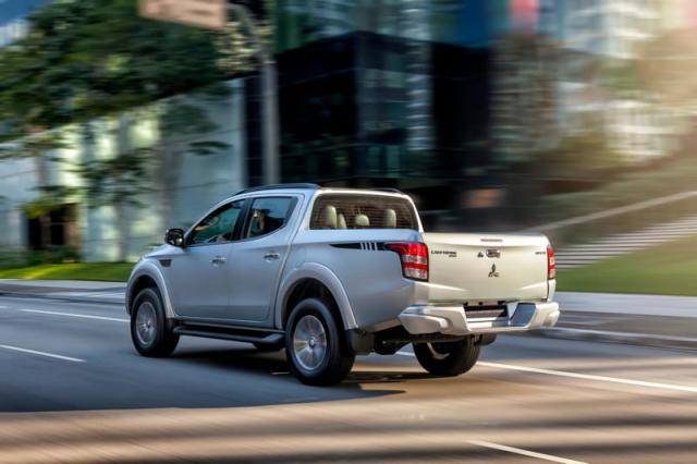 MITSUBISHI L200 TRITON SPORT HPE-S 2.4 D AT - Foto 5