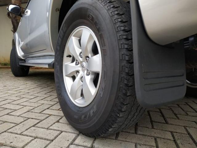 Toyota hilux 2013 3.0 srv 4x4 cd 16v turbo intercooler diesel 4p automÁtico - Foto 3