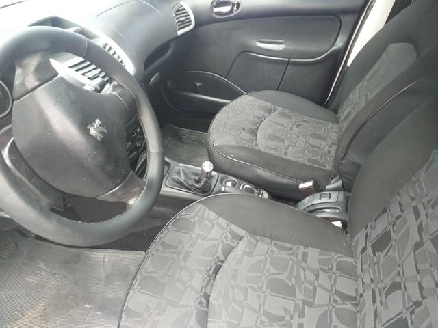 Vende-se ou troca um Peugeot 2011 - Foto 4