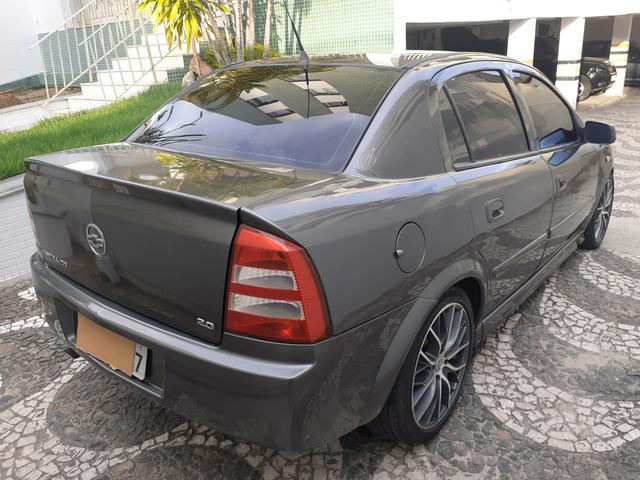 Chevrolet Astra CD 2.0 Sedan 2004 - Foto 6
