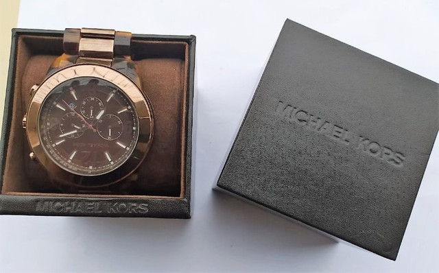 relogio michael kors pulseira tartaruga