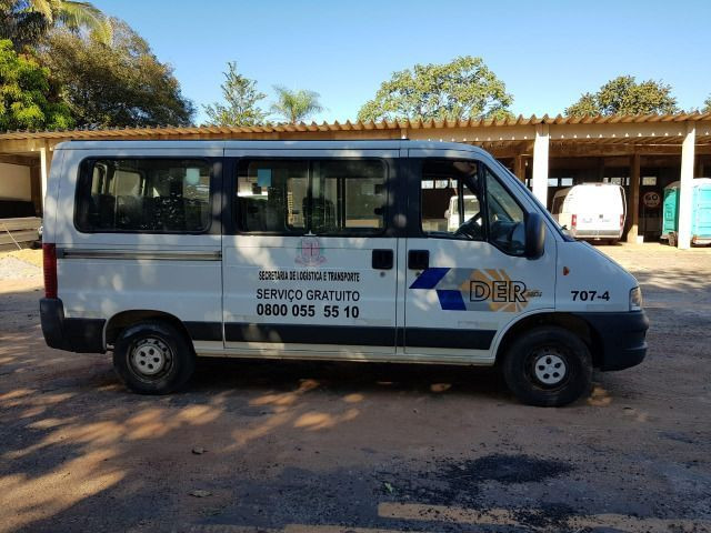 Van Peugeot Boxer 16 Lugares 2014 Aceito Oferta/Troca - Foto 5