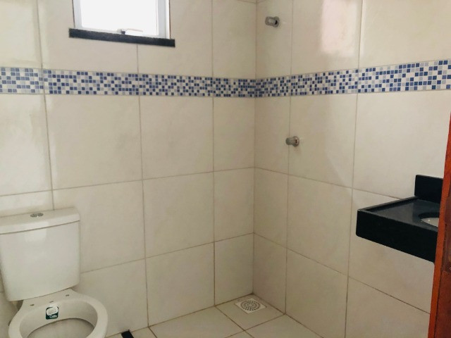 WS casa nova com 3 quartos,2 banheiros,coz.americana,quintal com otima localização - Foto 10