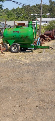 Espalhador e distribuidora de esterco liquido - Foto 5