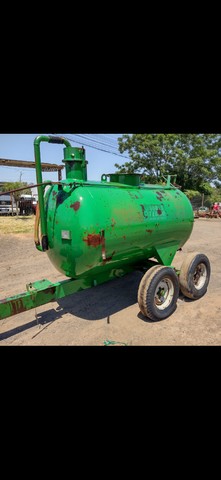 Espalhador e distribuidora de esterco liquido - Foto 2