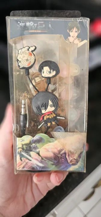 Fones de Ouvido Attack on Titan  - Foto 5