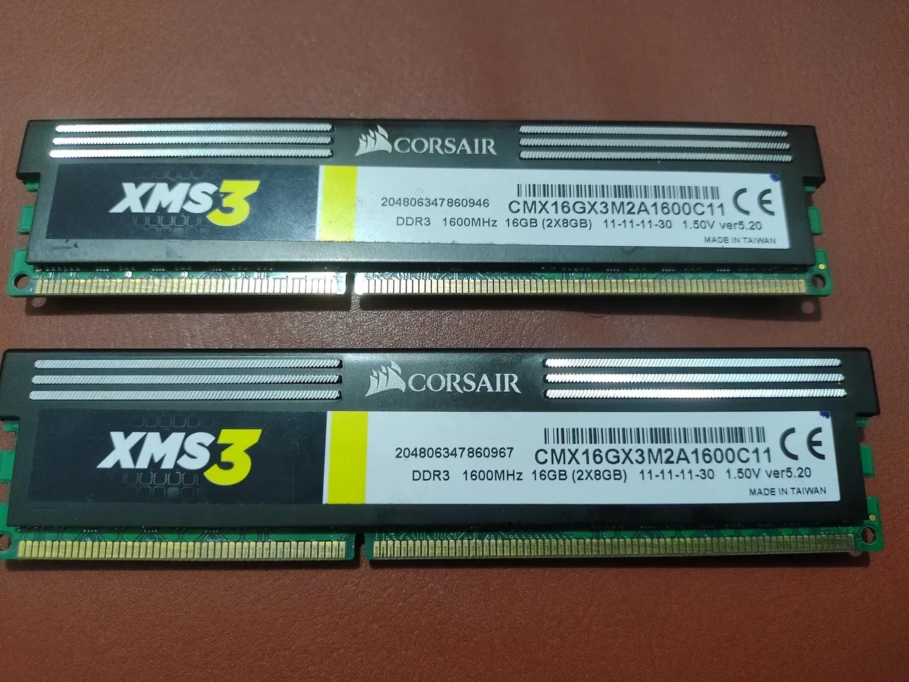 Memória RAM Corsair 16GB DDR3 1600MHz - 2x8GB