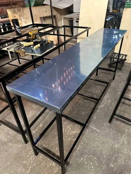 Mesa de inox (adquira) entrego grátis 