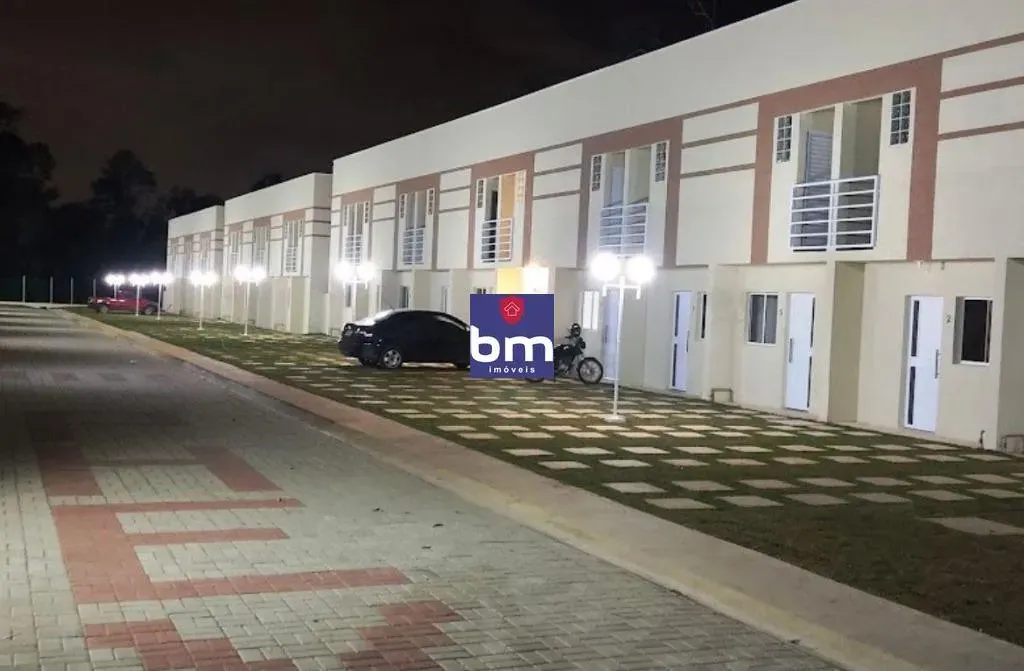 Sobrado à venda em Cotia, Parque Rincão, com 2 quartos, com 60 m², Condomínio Ville de vie