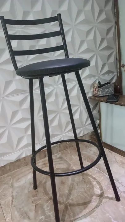 Banqueta clássica 