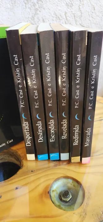 Coleção House of Night Completa - Foto 3