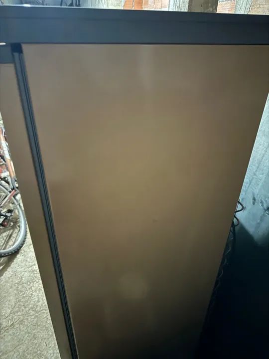Vendo freezer marrom - Foto 2