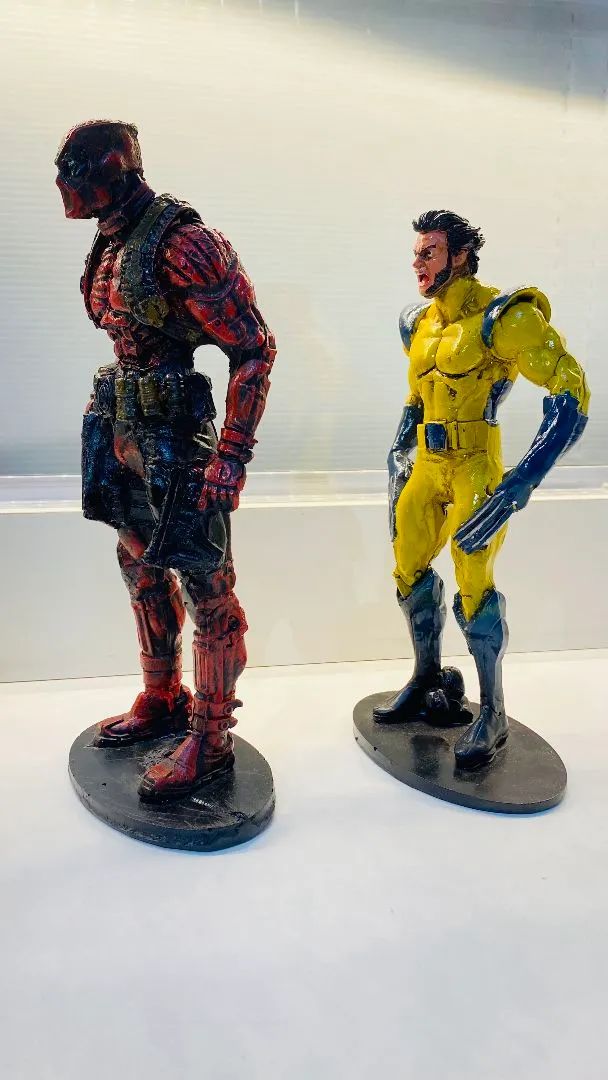 Boneco de Ação Deadpool e Wolverine - Edição Limitada Resina 20cm - Foto 3